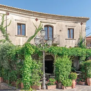 Bar Vitelli Charming , Savoca İtalya